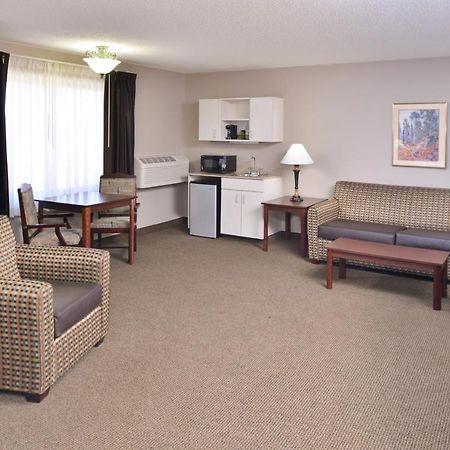 Kelly Inn 13Th Avenue Fargo Esterno foto