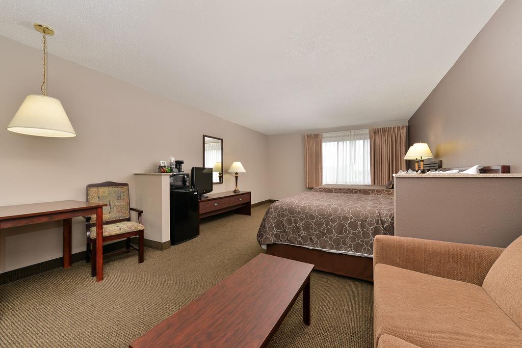Kelly Inn 13Th Avenue Fargo Esterno foto