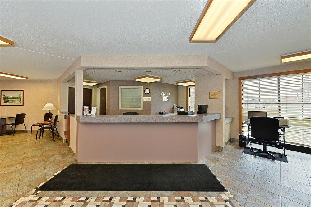 Kelly Inn 13Th Avenue Fargo Esterno foto