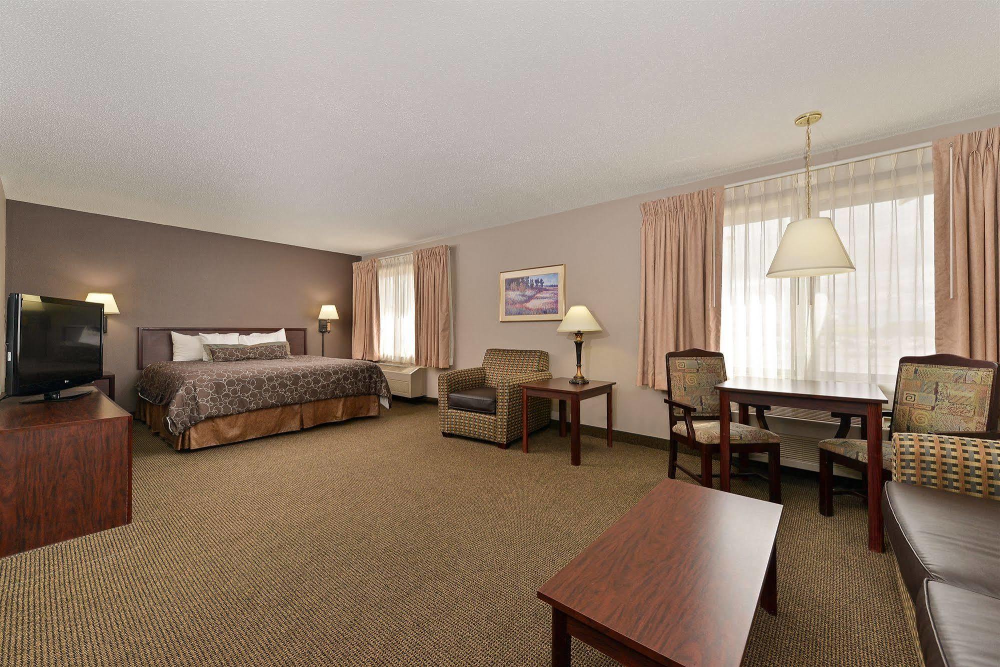 Kelly Inn 13Th Avenue Fargo Esterno foto