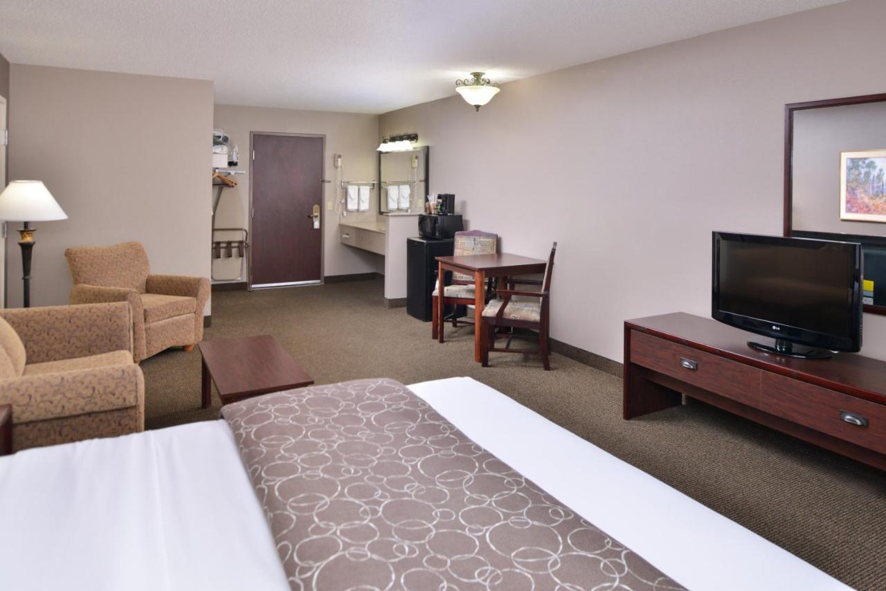 Kelly Inn 13Th Avenue Fargo Esterno foto