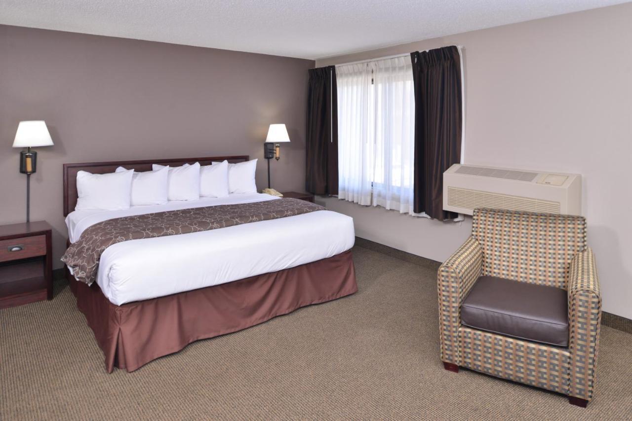 Kelly Inn 13Th Avenue Fargo Esterno foto